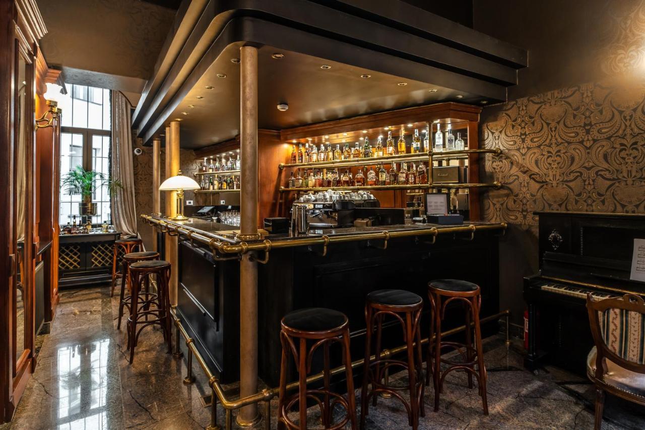 Hotel H15 Francuski Old Town - Destigo Hotels คราคูฟ ภายนอก รูปภาพ The bar at the hotel