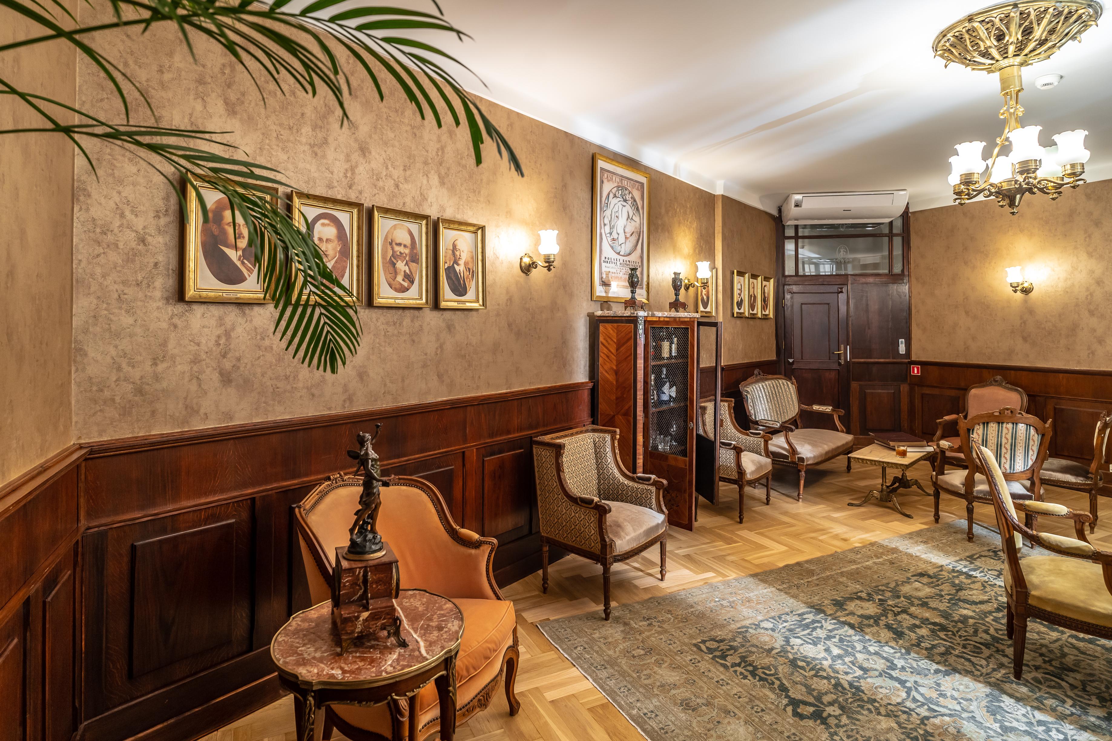 Hotel H15 Francuski Old Town - Destigo Hotels คราคูฟ ภายนอก รูปภาพ The interior of the hotel