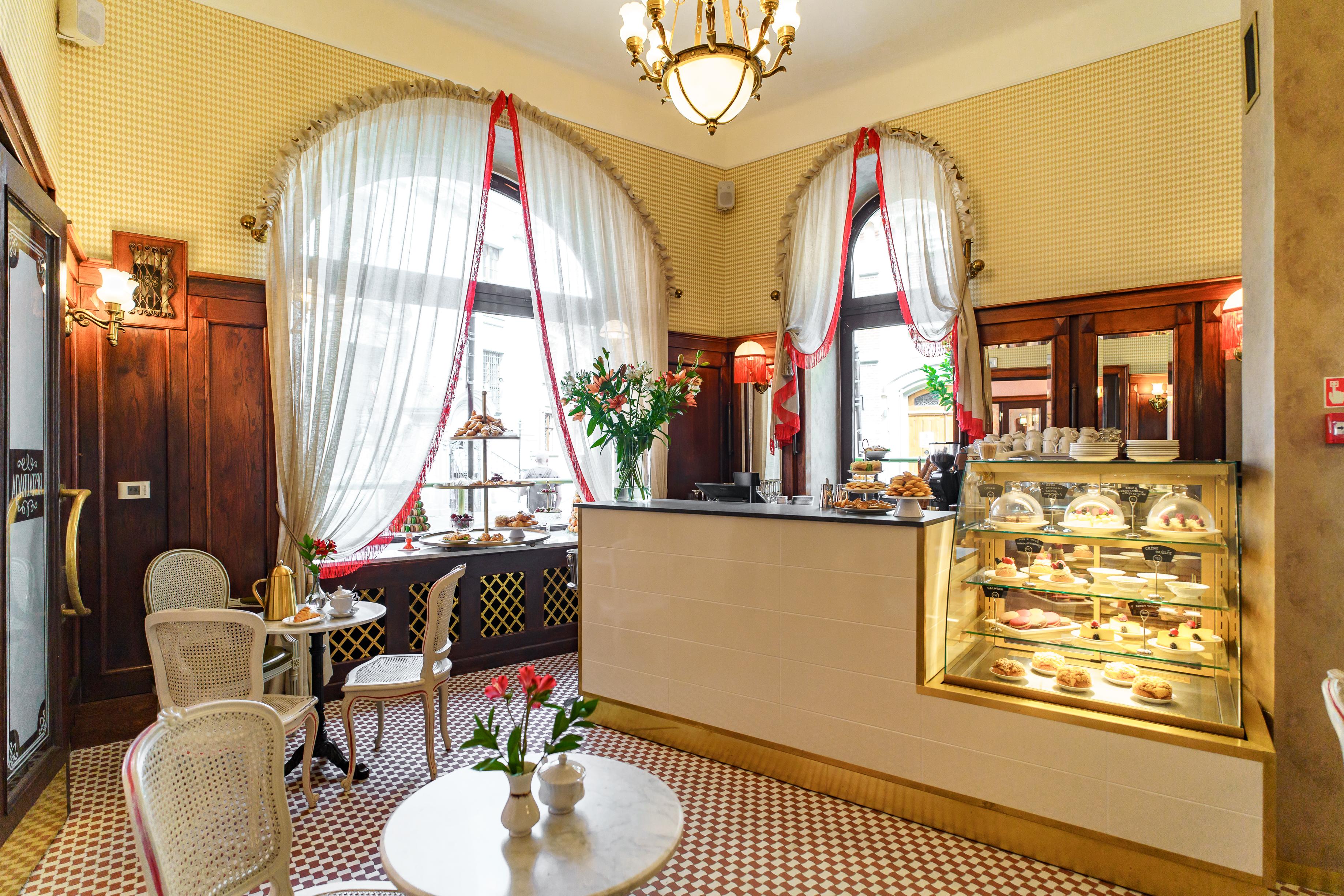 Hotel H15 Francuski Old Town - Destigo Hotels คราคูฟ ภายนอก รูปภาพ Café Eiles