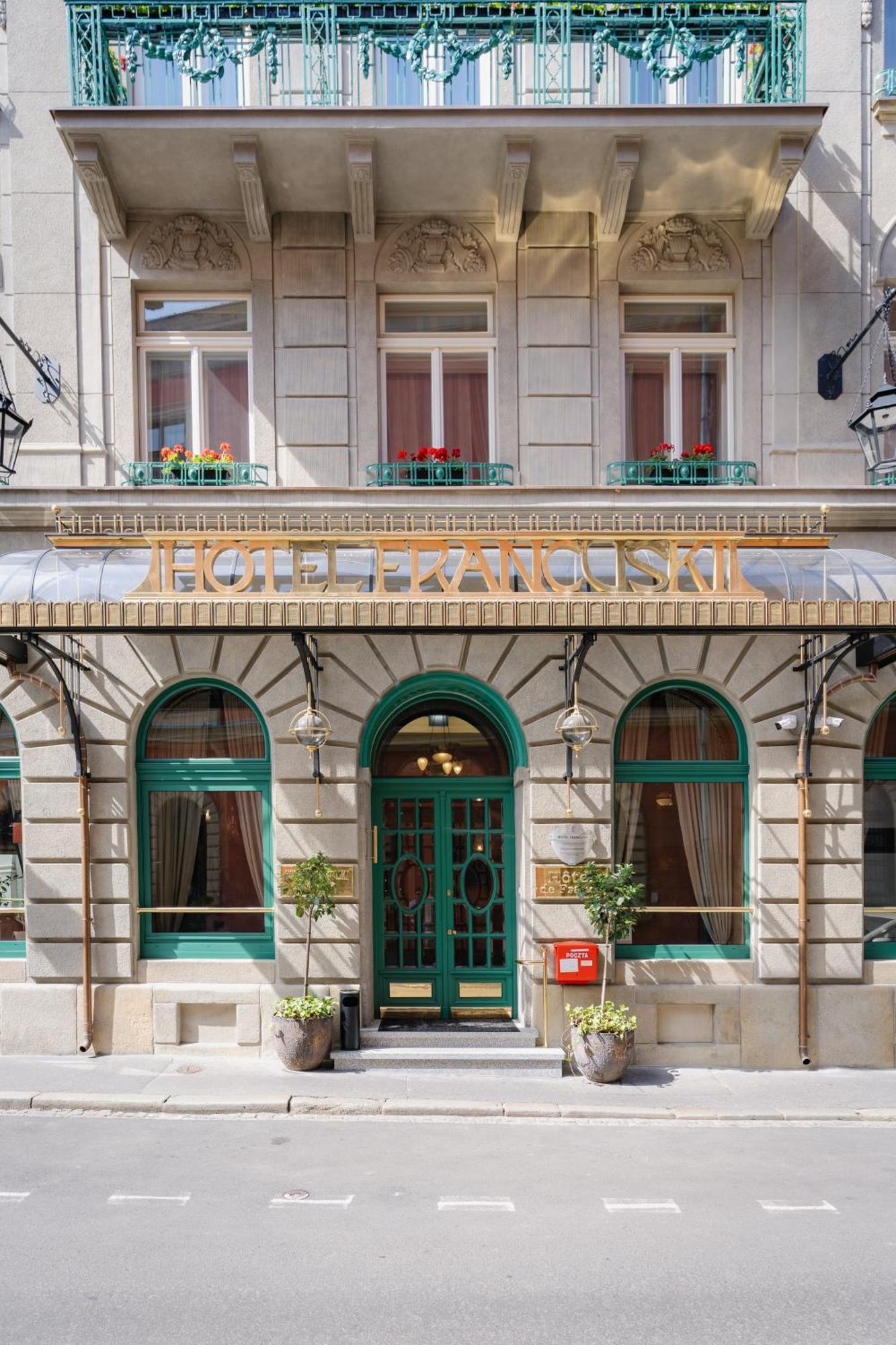 Hotel H15 Francuski Old Town - Destigo Hotels คราคูฟ ภายนอก รูปภาพ